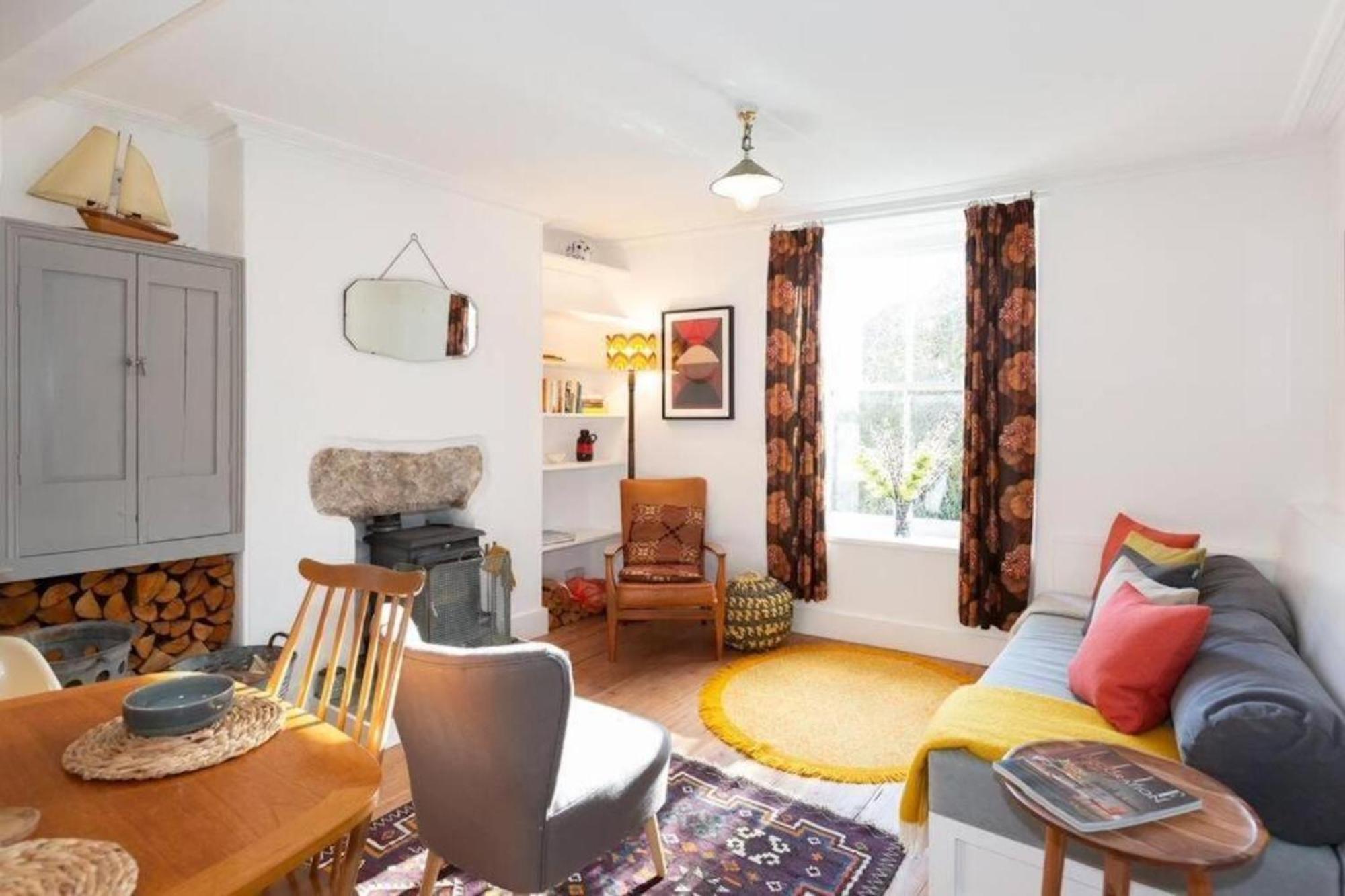 Janies Cottage~ Mousehole~Eclectic Interiors & Vintage Charm Exterior photo